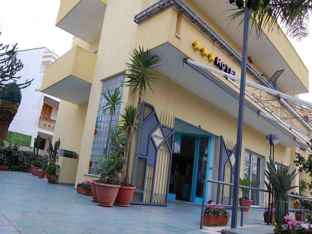 Hotel Pietra Verde Otranto Ruang foto