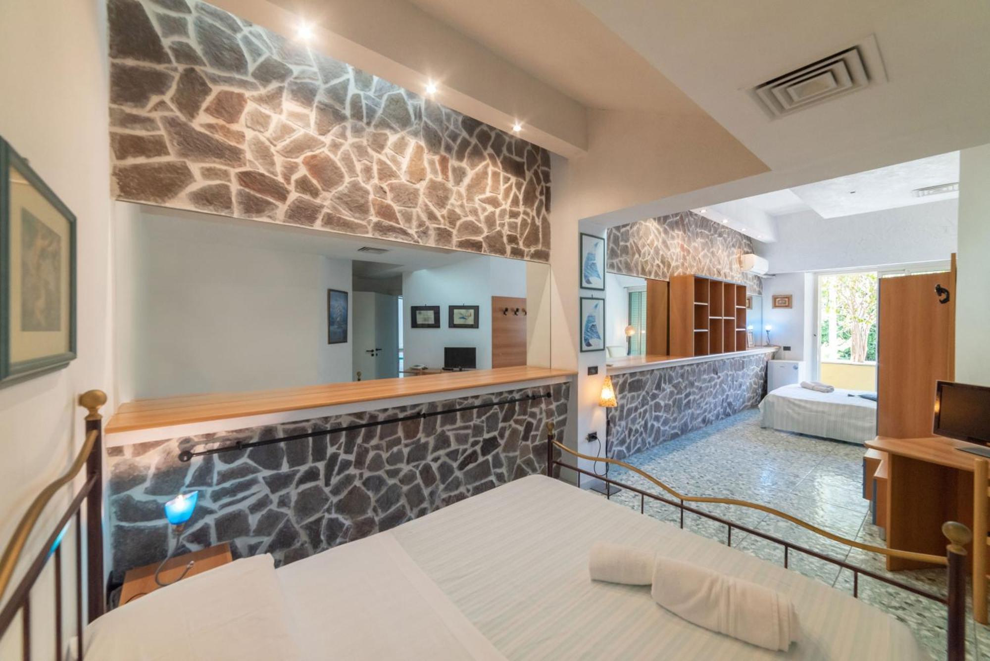 Hotel Pietra Verde Otranto Bagian luar foto