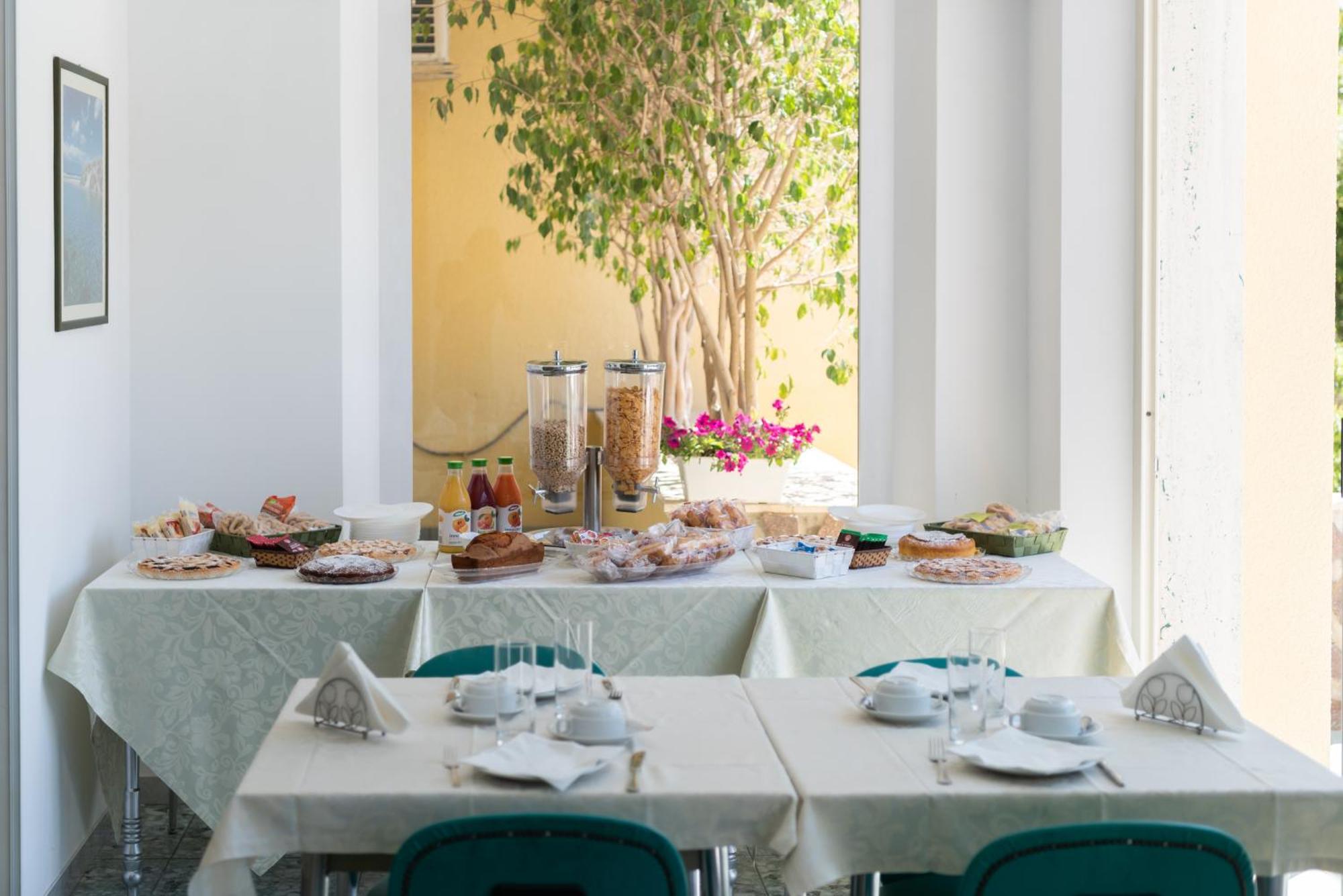 Hotel Pietra Verde Otranto Bagian luar foto